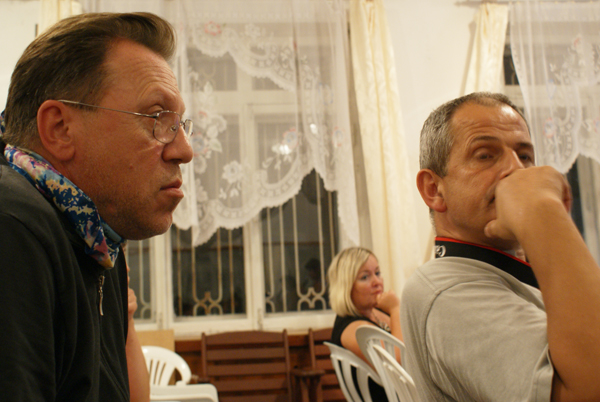   2011   ,       